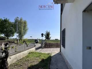 Terratetto unifamiliare 275 m², buono stato, Centro, Alfonsine — foto 33 di 33