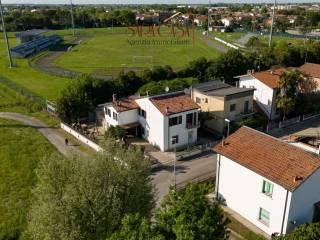 Terratetto unifamiliare 275 m², buono stato, Centro, Alfonsine — foto 19 di 33