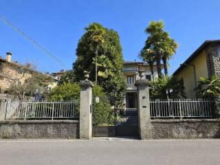 Villa unifamiliare via V. De Bernardi 8, Centro, Lesa — foto 5 di 21