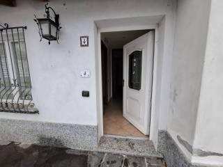 Appartamento via Folsogno 4, Centro, Re — foto 7 di 32