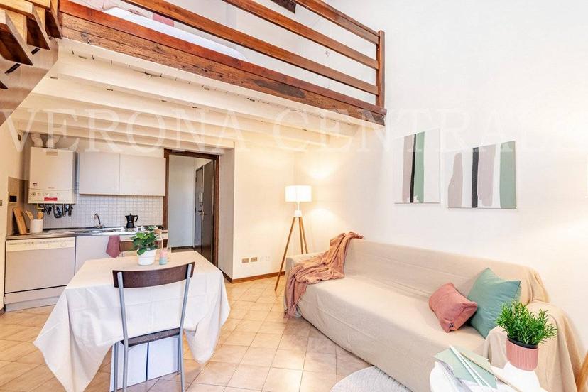 Loft via San Francesco, Veronetta, Verona — foto 12 di 19