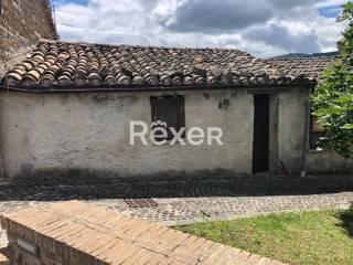 Quadrilocale frazione Avacelli, Avacelli, Arcevia — foto 5 di 8