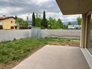 Villa bifamiliare via Giorgio Gaber, Centro, Bassano del Grappa — foto 11 di 29