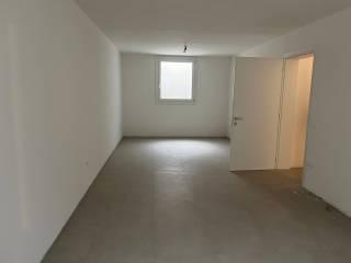 Villa bifamiliare via Giorgio Gaber, Centro, Bassano del Grappa — foto 7 di 29