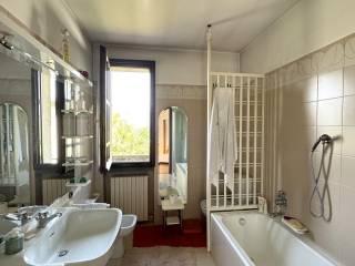 Villa unifamiliare via Monte Pizzo, Vercurago — foto 2 di 43