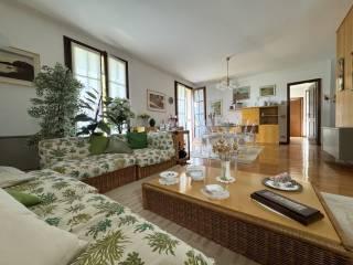 Villa unifamiliare via Monte Pizzo, Vercurago — foto 12 di 43