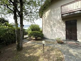 Villa unifamiliare via Monte Pizzo, Vercurago — foto 35 di 43