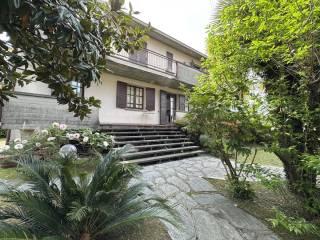 Villa unifamiliare via Monte Pizzo, Vercurago — foto 13 di 43