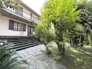 Villa unifamiliare via Monte Pizzo, Vercurago — foto 6 di 43
