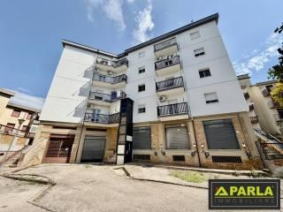 Appartamento via Giovanni Falcone e Paolo Borsellino, Centro, Serradifalco — foto 25 di 32