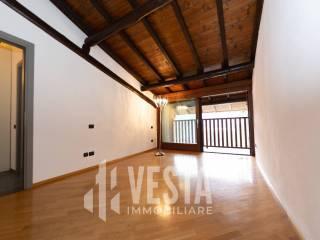 Terratetto unifamiliare via Santa Petronilla, Centro, Santa Maria Hoè — foto 4 di 41