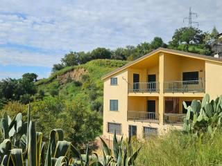 Villa bifamiliare via Pietro Verri 6, Frabotto Mannesi, Montepaone — foto 12 di 31