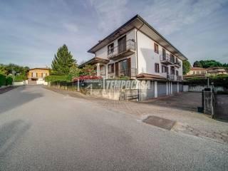 Trilocale via Massimo D'Antona, Centro, Castelletto Sopra Ticino — foto 26 di 30