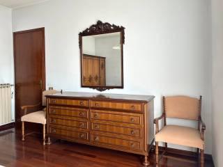 Trilocale via Europa, Centro, Monticello Conte Otto