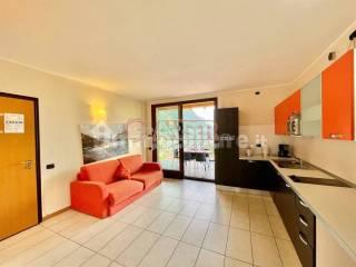 Appartamento primo piano, Centro, Argegno — foto 2 di 35
