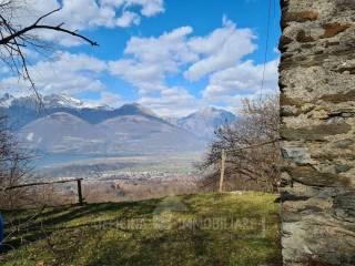 Rustico, da ristrutturare, 95 m², Colico — foto 3 di 16