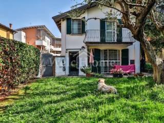 Villa unifamiliare via Bruno Tosarelli, Centro, Castenaso — foto 63 di 77