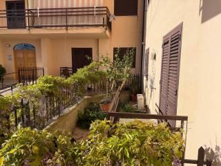 Quadrilocale via Pino Puglisi 3, Corleone