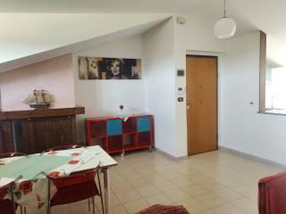 Mansarda via Giovanni XXIII 83, Centro, Ortona — foto 8 di 32