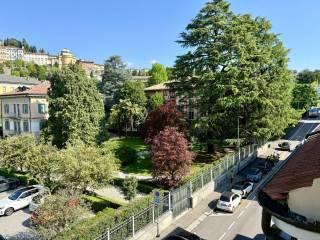Trilocale via Ezio Zambianchi 13, Centro, Bergamo — foto 32 di 41