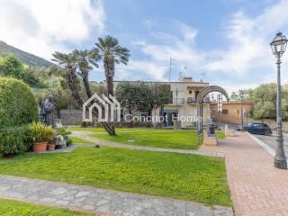 Monolocale via del Faro 2, Centro, San Felice Circeo — foto 9 di 38