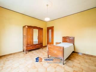 Villa plurifamiliare via Bene Vagienna 65, Centro, Carrù — foto 7 di 28