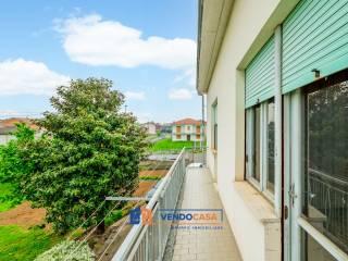 Villa plurifamiliare via Bene Vagienna 65, Centro, Carrù — foto 6 di 28