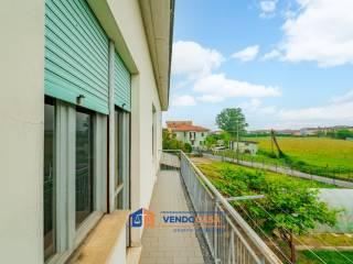 Villa plurifamiliare via Bene Vagienna 65, Centro, Carrù — foto 12 di 28