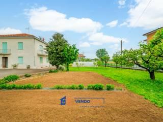 Villa plurifamiliare via Bene Vagienna 65, Centro, Carrù — foto 24 di 28