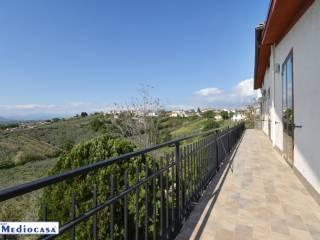 Villa unifamiliare Borgata Colli 18, Centro, Santa Maria Imbaro — foto 9 di 34