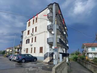 Quadrilocale viale Aldo Moro 4, Badolato Marina, Badolato — foto 9 di 16