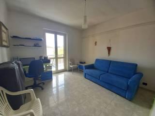 Quadrilocale viale Aldo Moro 4, Badolato Marina, Badolato — foto 8 di 16
