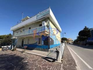 Villa unifamiliare via Frentana, 148, San Vito Chietino — foto 4 di 23