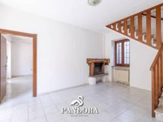 Trilocale via Verbano 18, Casorate Sempione — foto 28 di 32