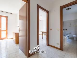 Trilocale via Verbano 18, Casorate Sempione — foto 2 di 32