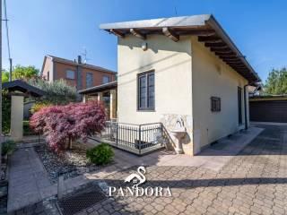 Villa unifamiliare via Perugia 3, Madonna in Campagna, Gallarate — foto 3 di 51