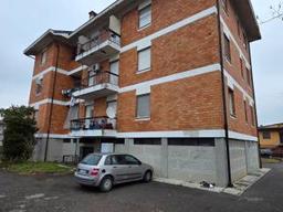 Trilocale via Amilcare Ponchielli 5, Corno Giovine