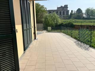 Trilocale buono stato, piano terra, Orio Litta — foto 3 di 18