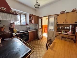 Villa a schiera via Giuseppe Ellero 15, Ravosa Magredis, Povoletto