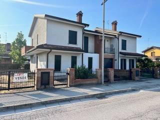 Trilocale nuovo, primo piano, Centro, Canaro — foto 6 di 13
