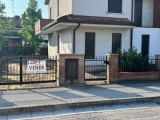 Trilocale nuovo, primo piano, Centro, Canaro