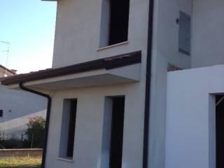 Trilocale nuovo, primo piano, Centro, Canaro — foto 10 di 13