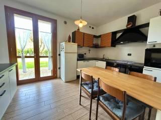 Villa a schiera 4 locali, ottimo stato, Centro, San Martino di Venezze — foto 6 di 19