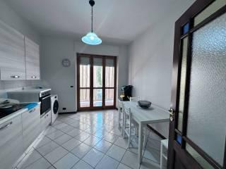 Monolocale via San Pio V 10, Borgo Piave, Corso Europa, Zona Ferrero, Alba — foto 6 di 17