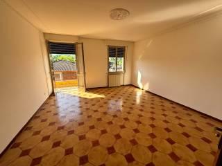 Quadrilocale via 25 Aprile 20, Centro, Villafranca in Lunigiana — foto 5 di 17