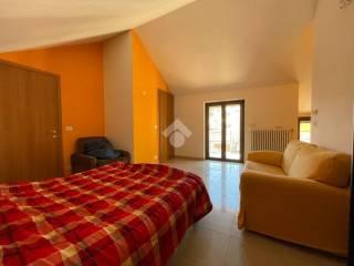 Mansarda piazza Caracco 5, Cassinasco — foto 4 di 20