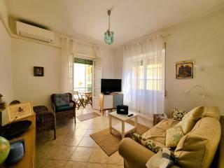 Trilocale via Cavalieri di Malta, Centro, Noli — foto 22 di 27