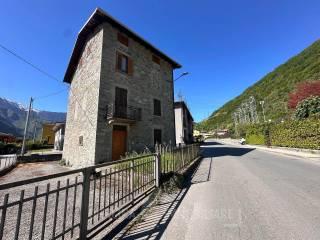 Trilocale via Merlina  17, Centro, Ardenno — foto 10 di 17