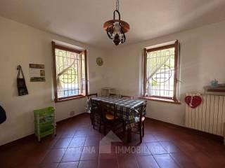 Trilocale via Merlina  17, Centro, Ardenno — foto 13 di 17