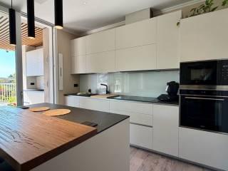 Quadrilocale via Maurizio Muller 72, Intra, Verbania — foto 10 di 21